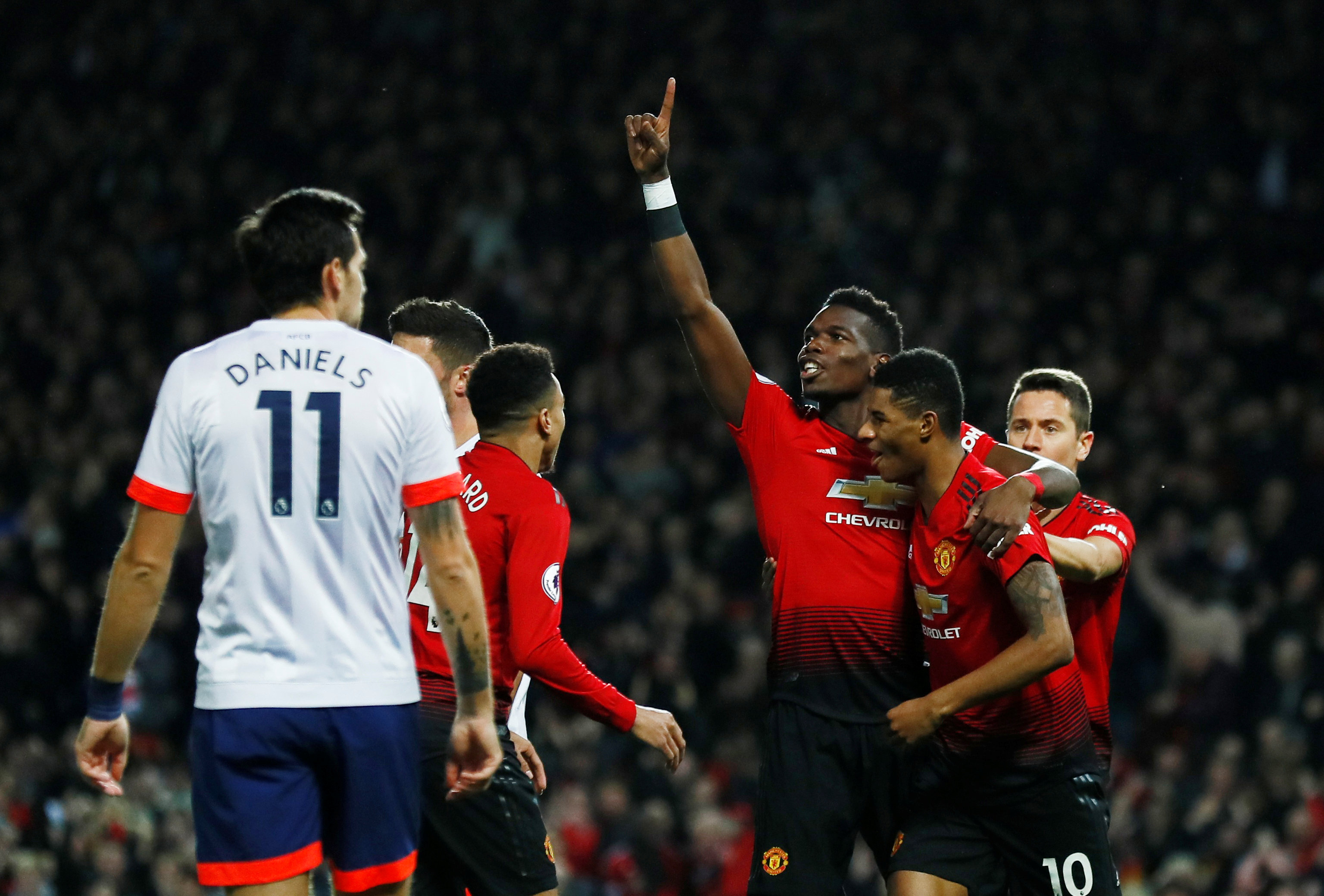 并凭借出色 并凭借出色