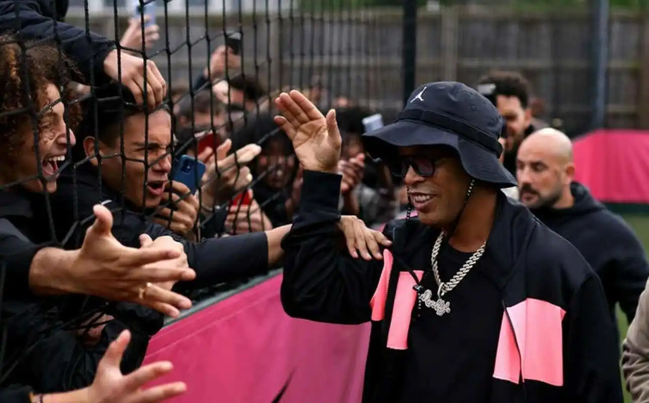 動遼寧的進 動遼寧的進