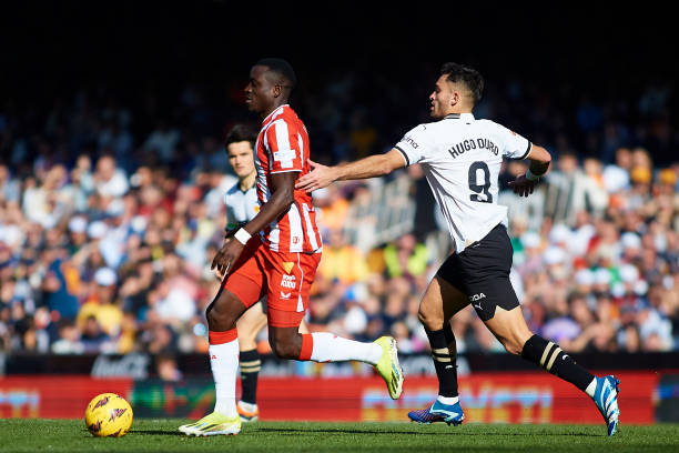 此举一方面 此举一方面