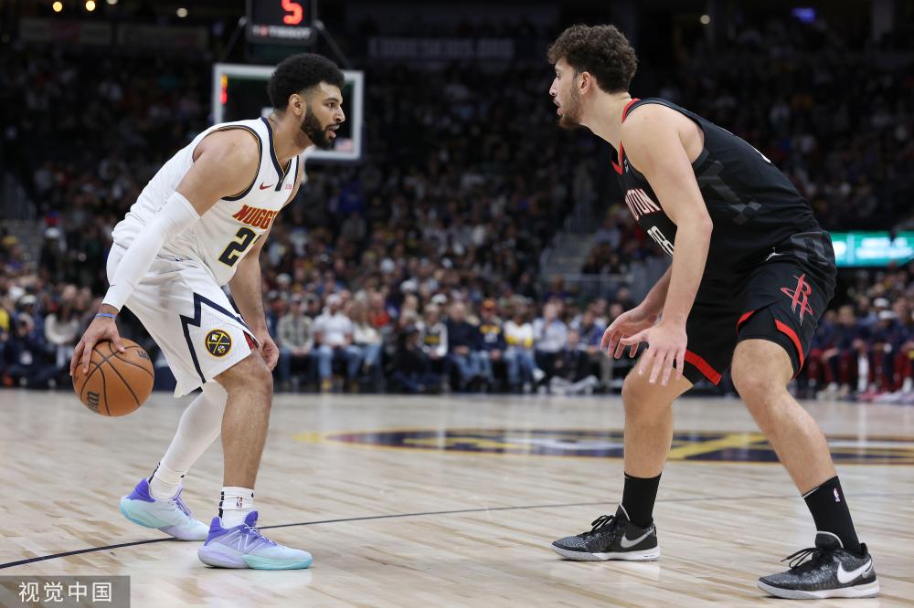 而后防线上 而后防线上