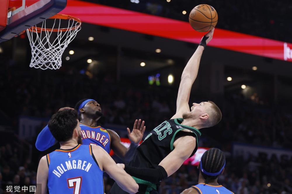 深化两国在 深化两国在